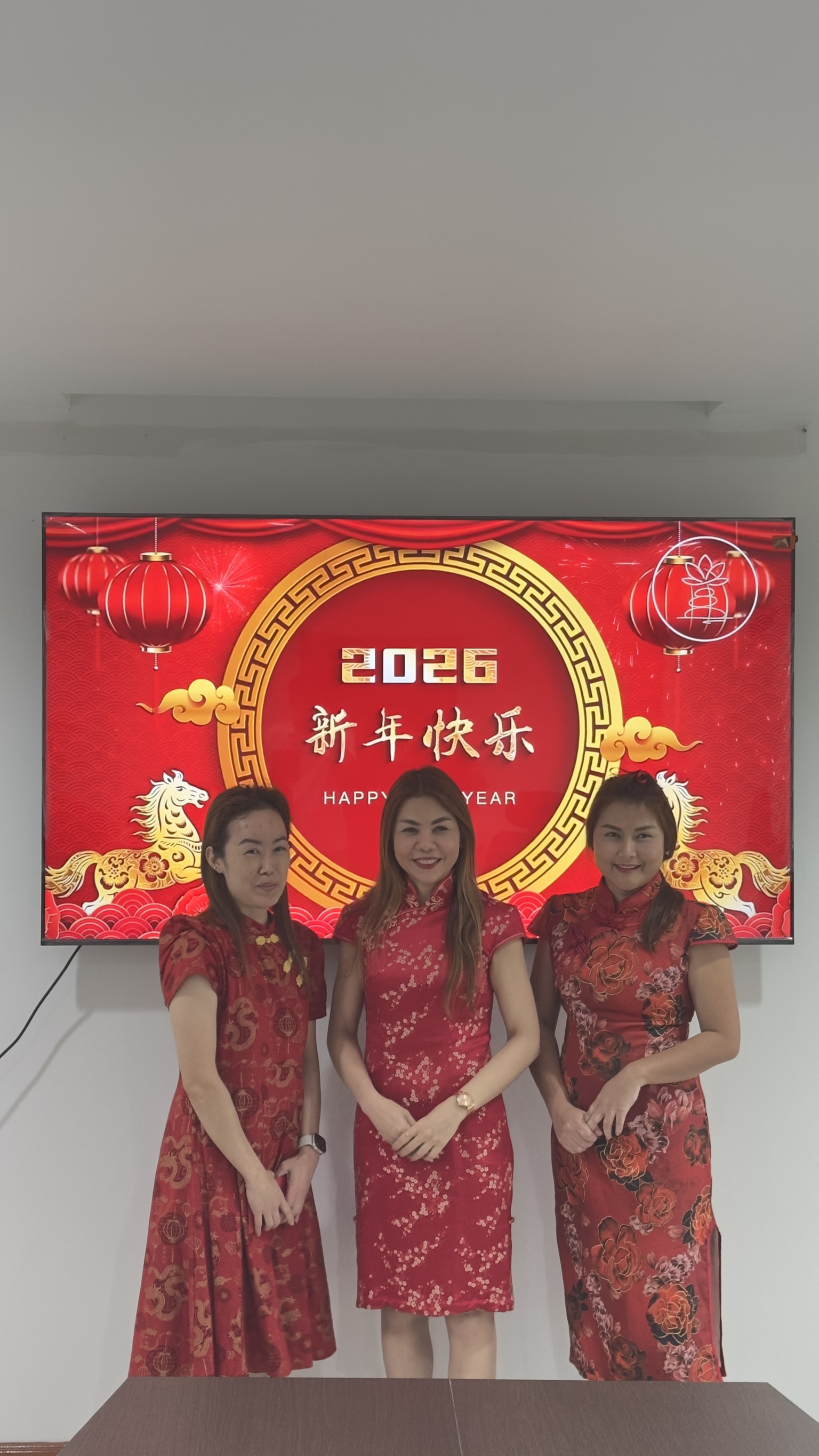 Celebrating Chinese New Year 2026 at MingDeng Thailand 5 Group photo Chinese New Year Thailand MingDeng employees